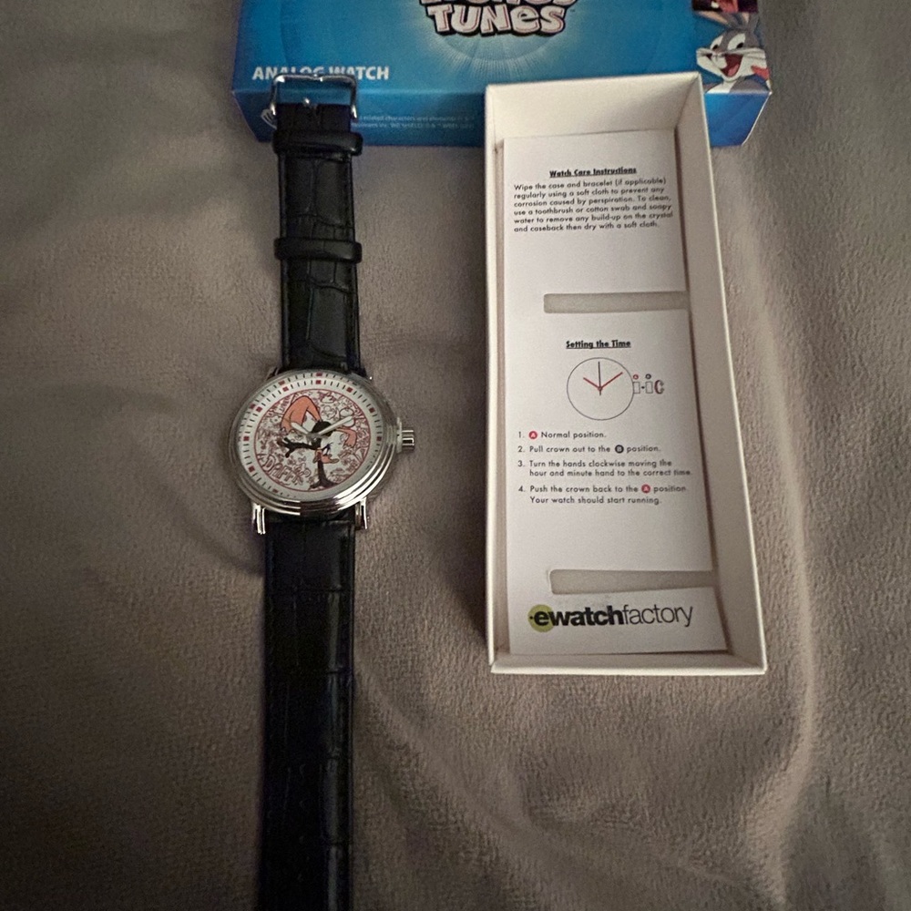 Warner Bros. Looney Tunes Black and Silver Watch